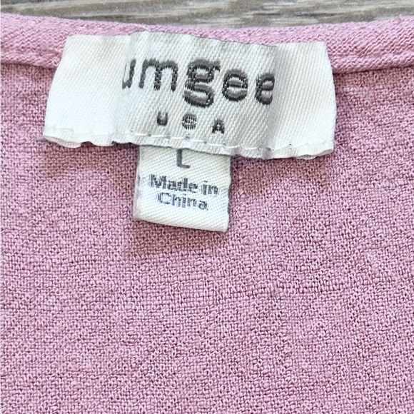 Umgee Crochet Sleeve Fringe Linen Blend Top - Picture 9 of 14